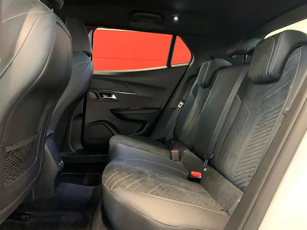 PEUGEOT 2008 1.2 PureTech GT