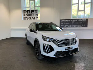 PEUGEOT 2008 1.2 PureTech GT