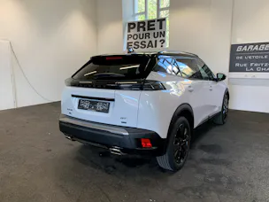 PEUGEOT 2008 1.2 PureTech GT