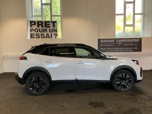 PEUGEOT 2008 1.2 PureTech GT