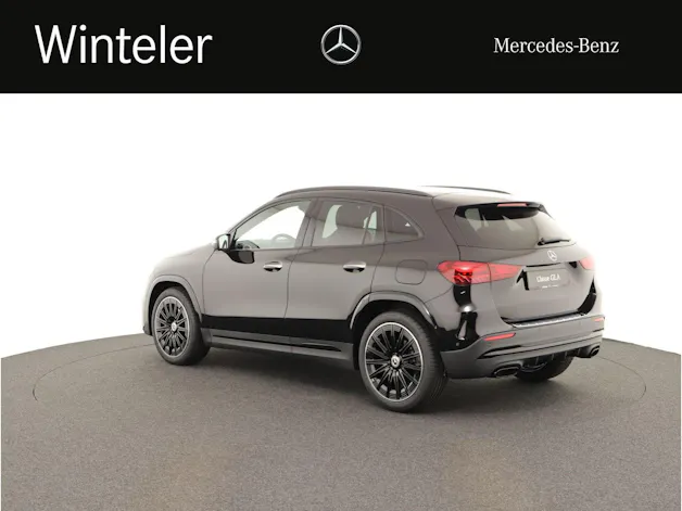 MERCEDES-BENZ GLA 200 Night Star 7G-D
