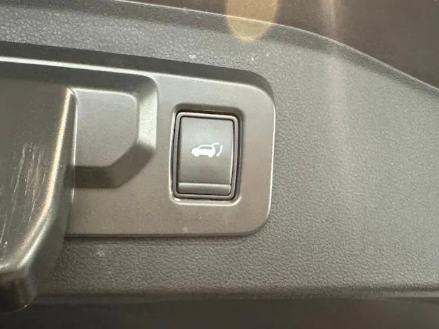 RENAULT Espace 1.2 E-Tech 200 Techno 7-Sitze