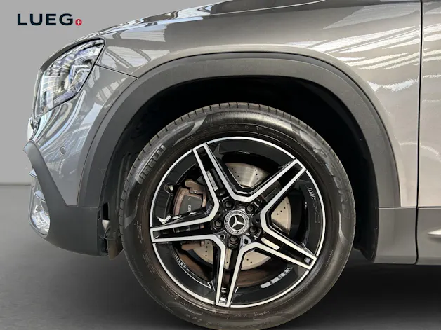 MERCEDES-BENZ GLB 220 d 4Matic AMG Line 8G-Tronic