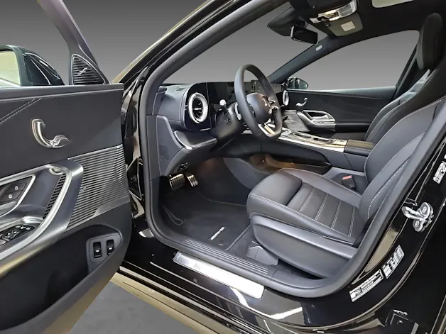 MERCEDES-BENZ C 400 4Matic EQ