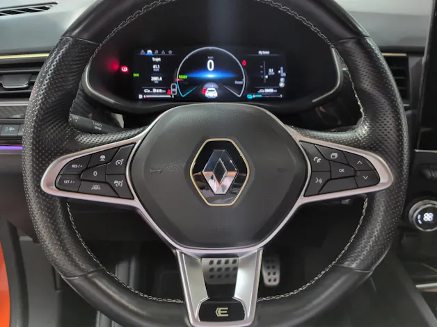 RENAULT Arkana 1.6 E-Tech Engineered