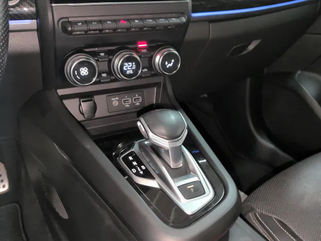 RENAULT Arkana 1.6 E-Tech Engineered