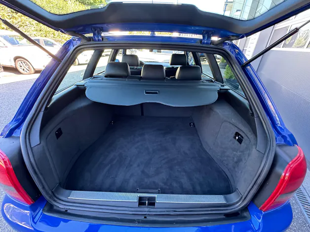 AUDI S4 Avant quattro