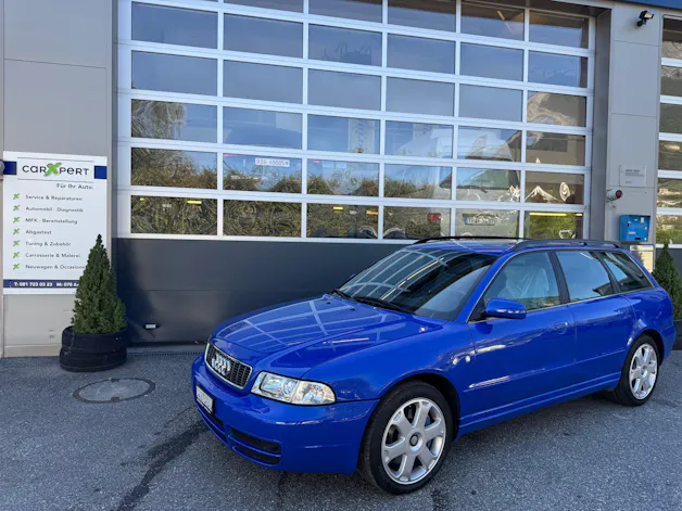 AUDI S4 Avant quattro