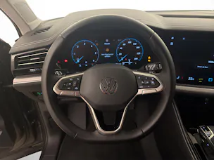 VW Touareg 3.0 V6 TDI