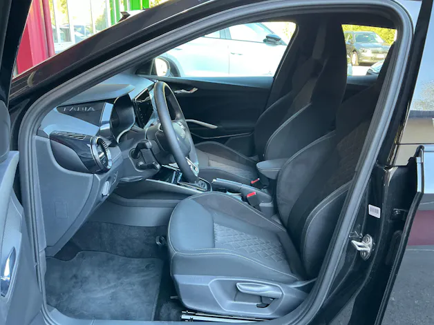 SKODA Fabia 1.0 TSI Selection DSG