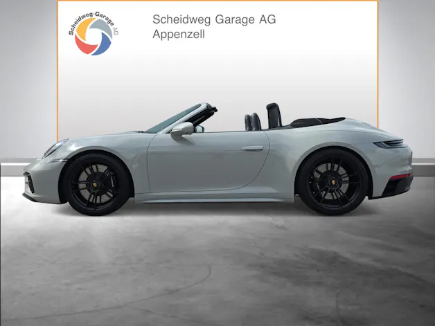 PORSCHE 911 Carrera 4 GTS Cabriolet PDK