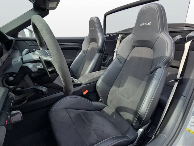 PORSCHE 911 Carrera 4 GTS Cabriolet PDK