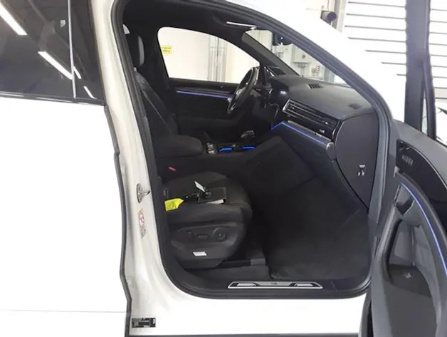 VW Touareg 3.0 TSI eHybrid R Tiptronic mit 5 Jahre 100tkm VW Werksgarantie