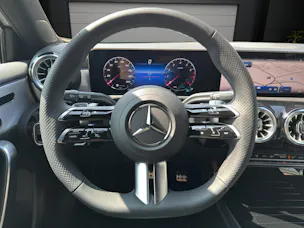 MERCEDES-BENZ A 220 4Matic 8G-DCT