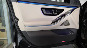 MERCEDES-BENZ S 580 V8 AMG Line 4M lang V223
