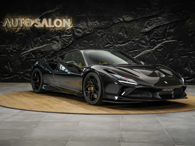 FERRARI F8 Tributo *Schalensitze*Keramik*Carbon*