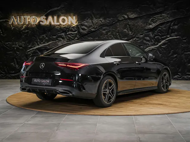 MERCEDES-BENZ CLA 200 AMG Line 7G-DCT *Werksgarantie*Lenkradheizung*Ambientebeleuchtung*