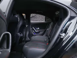 MERCEDES-BENZ CLA 200 AMG Line 7G-DCT *Werksgarantie*Lenkradheizung*Ambientebeleuchtung*