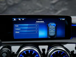 MERCEDES-BENZ CLA 200 AMG Line 7G-DCT *Werksgarantie*Lenkradheizung*Ambientebeleuchtung*