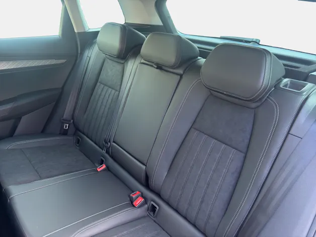 SKODA Karoq 2.0 TDI CR Dynamic 4x4 DSG