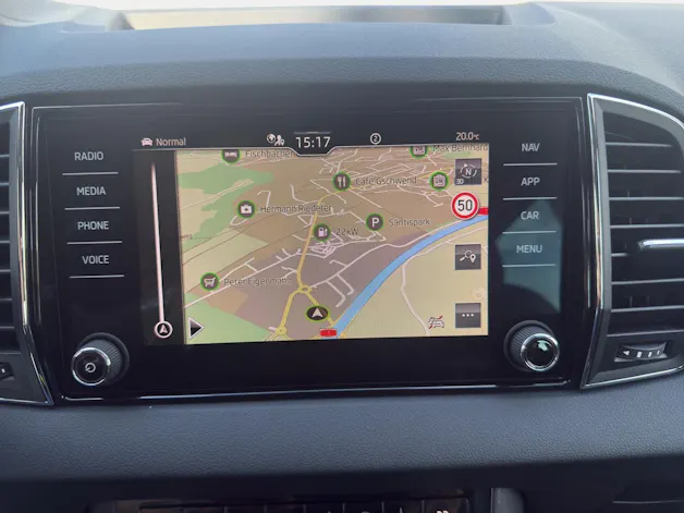 SKODA Karoq 2.0 TDI CR Dynamic 4x4 DSG