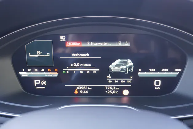 AUDI A4 Avant 40 TDI Attraction quattro S-tronic