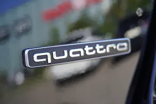 AUDI A4 Avant 40 TDI Attraction quattro S-tronic