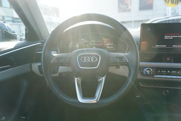 AUDI A4 Avant 40 TDI Attraction quattro S-tronic