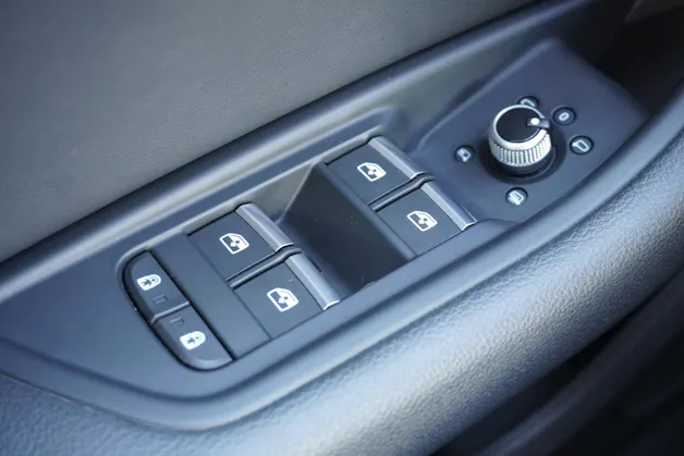 AUDI A4 Avant 40 TDI Attraction quattro S-tronic