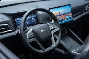 BYD Atto 2 DM-i Boost / Panoramadach / Leder / 360° Kamera