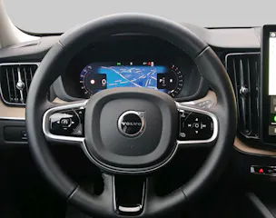 VOLVO XC60 2.0 B5 MH Plus Dark AWD