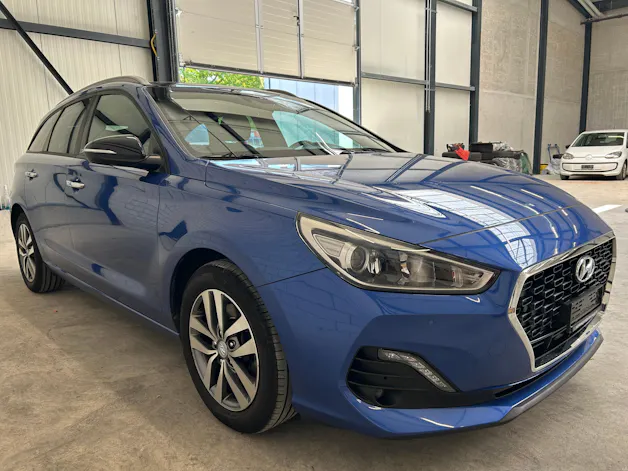 HYUNDAI i30 Wagon 1.4 T-GDi Amplia DCT