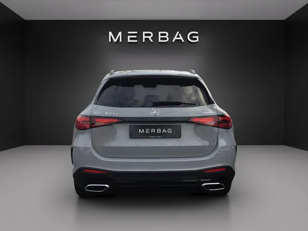 MERCEDES-BENZ GLC 300 de 4M EQ Star