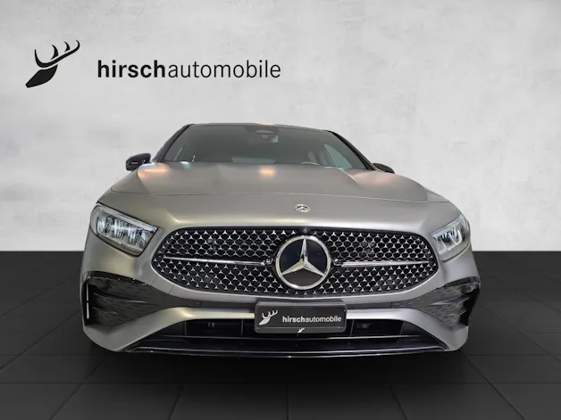 MERCEDES-BENZ A 250 AMG Line 4M W177