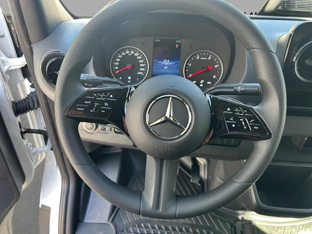 MERCEDES-BENZ Sprinter 317 CDI Standard 9G-TRONIC