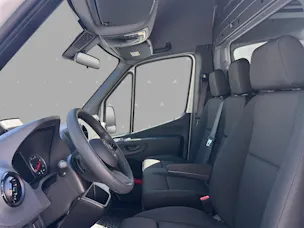 MERCEDES-BENZ Sprinter 317 CDI Standard 9G-TRONIC