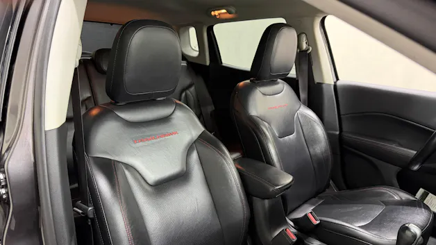 JEEP Compass 2.0CRD Trailhawk AWD 9ATX