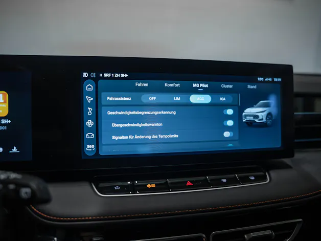 MG HS 1.5 PHEV Luxury