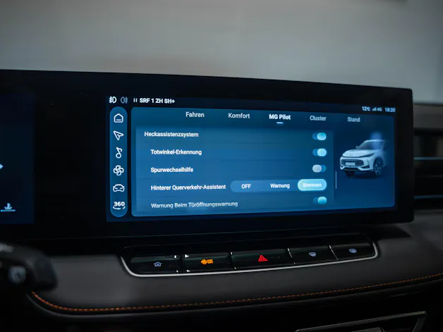 MG HS 1.5 PHEV Luxury