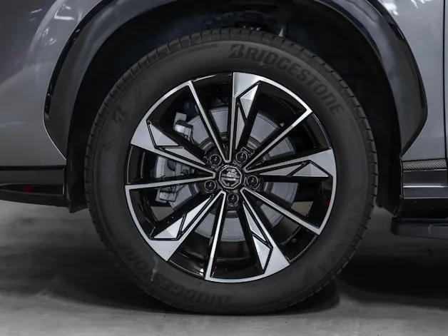 MG HS 1.5 PHEV Luxury