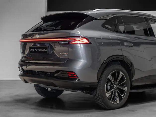 MG HS 1.5 PHEV Luxury