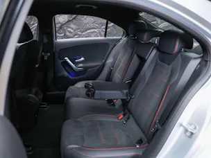 MERCEDES-BENZ A 200 d AMG Line 8G-DCT *LIMOUSINE*Facelift*Lenkradheizung*