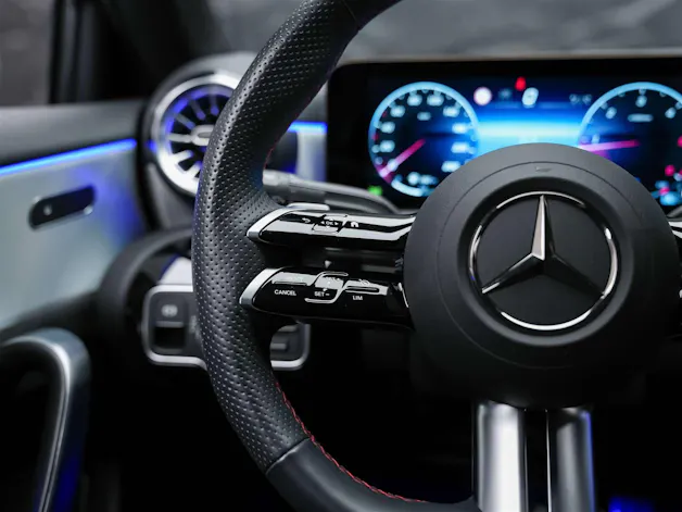 MERCEDES-BENZ A 200 d 8G-DCT