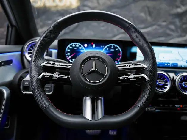 MERCEDES-BENZ A 200 d 8G-DCT