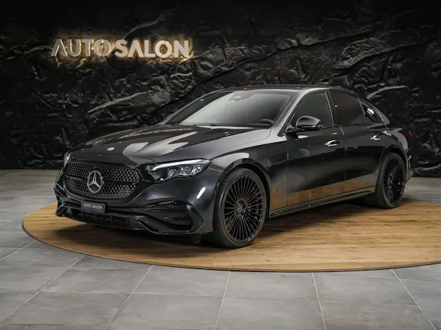 MERCEDES-BENZ E 200 AMG Line 9G-Tronic *21" Felgen*