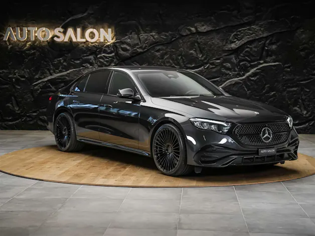 MERCEDES-BENZ E 200 AMG Line 9G-Tronic *21" Felgen*