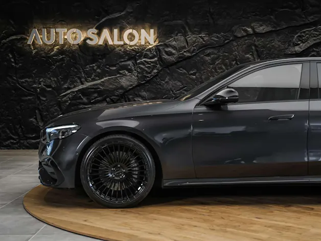 MERCEDES-BENZ E 200 AMG Line 9G-Tronic *21" Felgen*