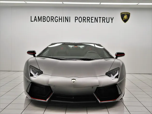 Lamborghini Aventador LP700-4 Roadster E-Gear