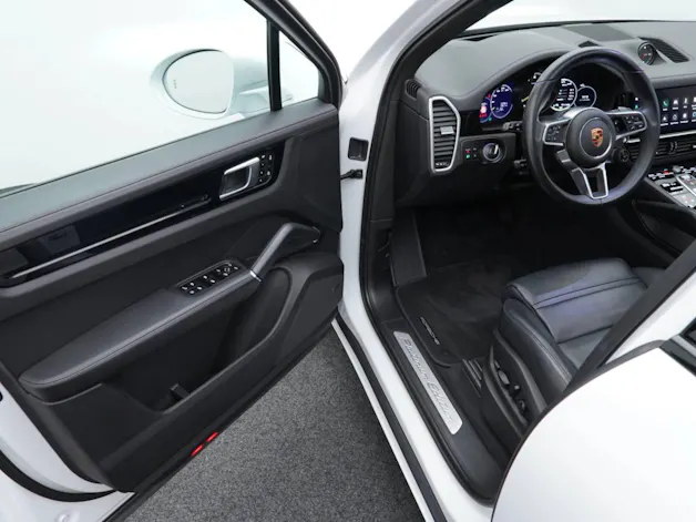 PORSCHE Cayenne E-Hybrid Platinum Edition