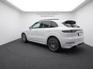 PORSCHE Cayenne E-Hybrid Platinum Edition